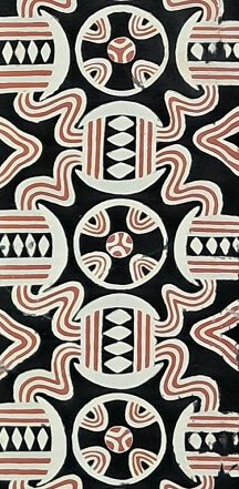 Dessins et peintures d'Afrique. Reliure en soie noire à décor de motifs africains.